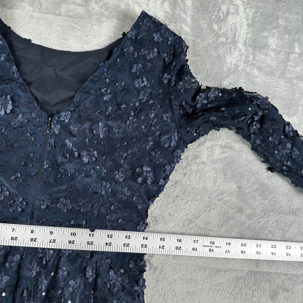 Tahari Gown Women 8 Navy Blue 3D Floral Sequin Lace Formal Evening Dress - Picture 7 of 8
